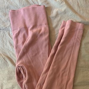 Pink leggings seamless